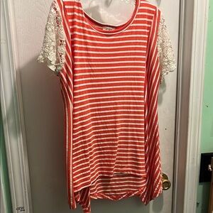 Umgee White and Orange Asymmetrical Relaxed Tee